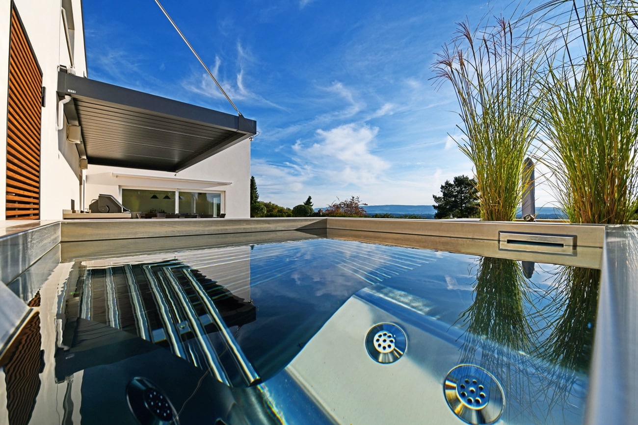 RefPoolWellness03